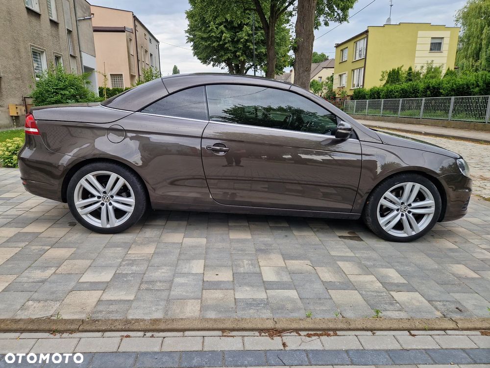 Volkswagen Eos 2.0 TDI DPF DSG Individual - 4