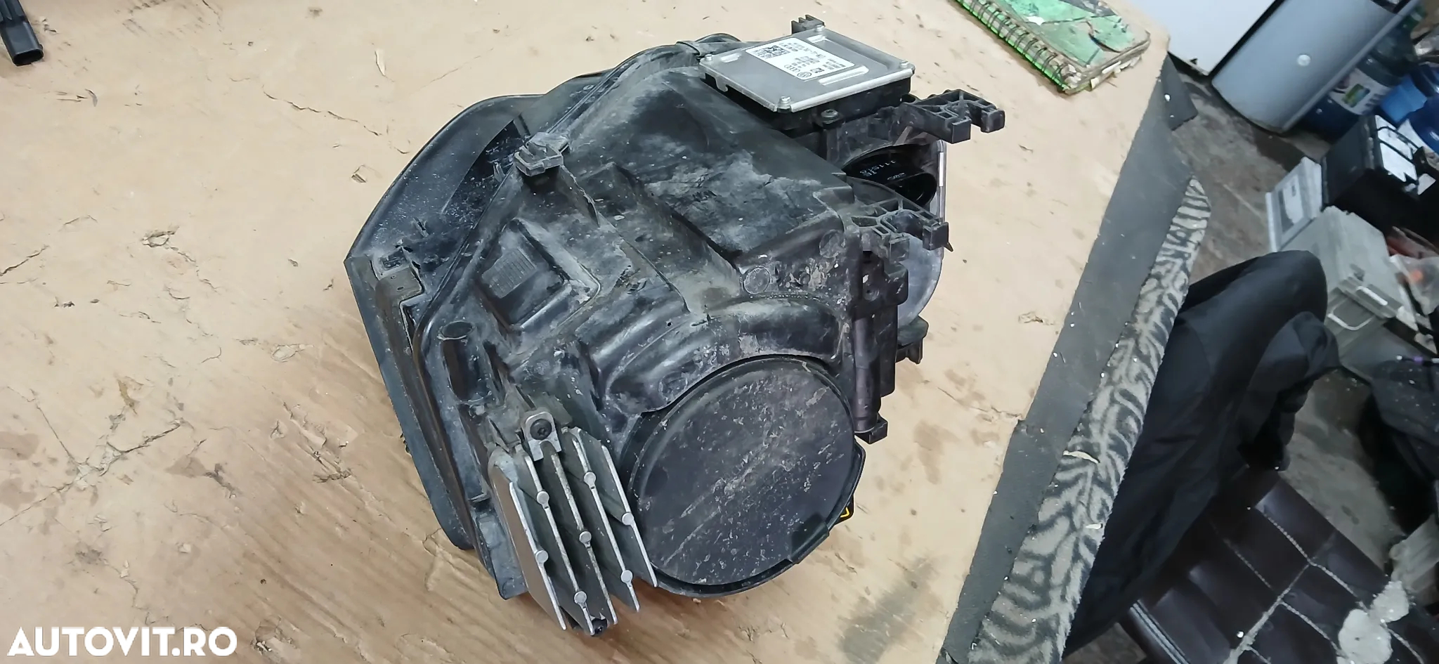 Far dreapta bixenon Audi A5 2013 - 4