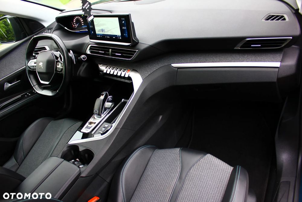 Peugeot 5008 1.5 BlueHDi Allure S&S EAT8 - 39
