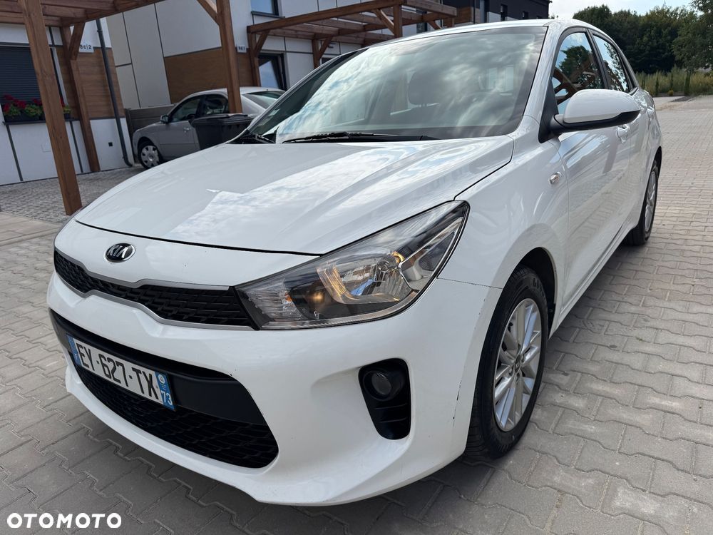 Kia Rio - 2
