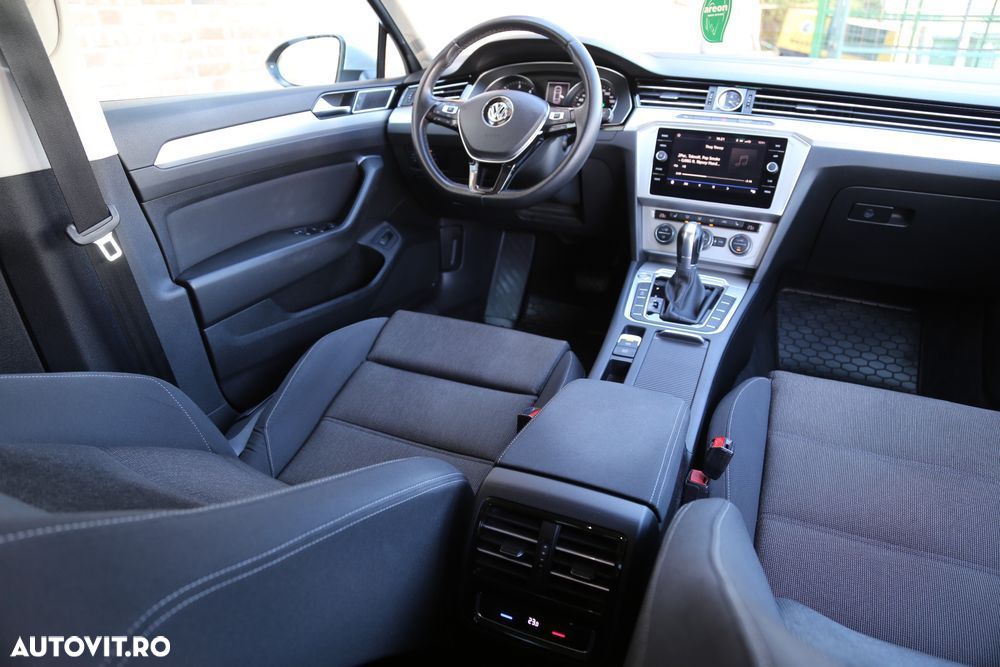 Volkswagen Passat 2.0 TDI DSG Comfortline - 6