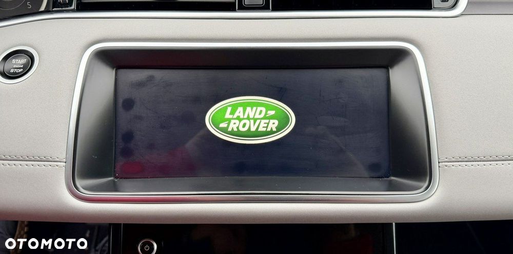 Land Rover Range Rover Evoque - 30