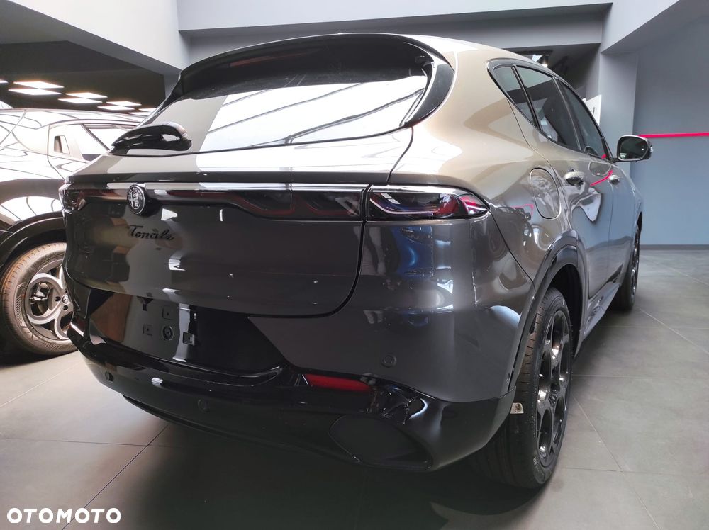 Alfa Romeo Tonale 1.5 T4 GSE mHEV Veloce DCT - 3