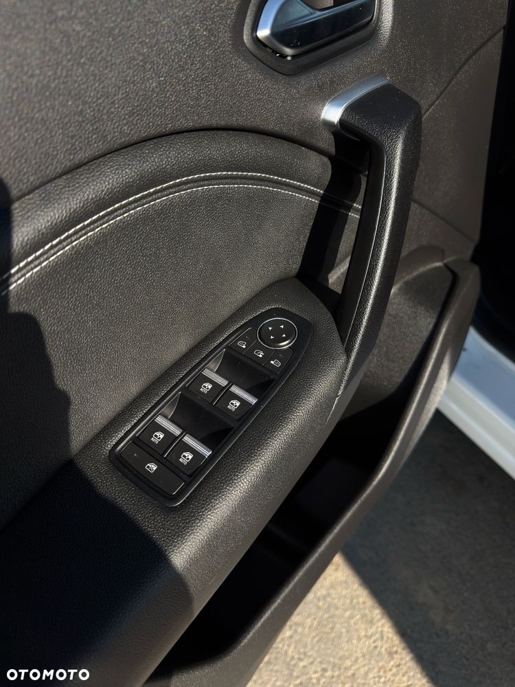 Renault Captur TCe 90 BUSINESS EDITION - 15