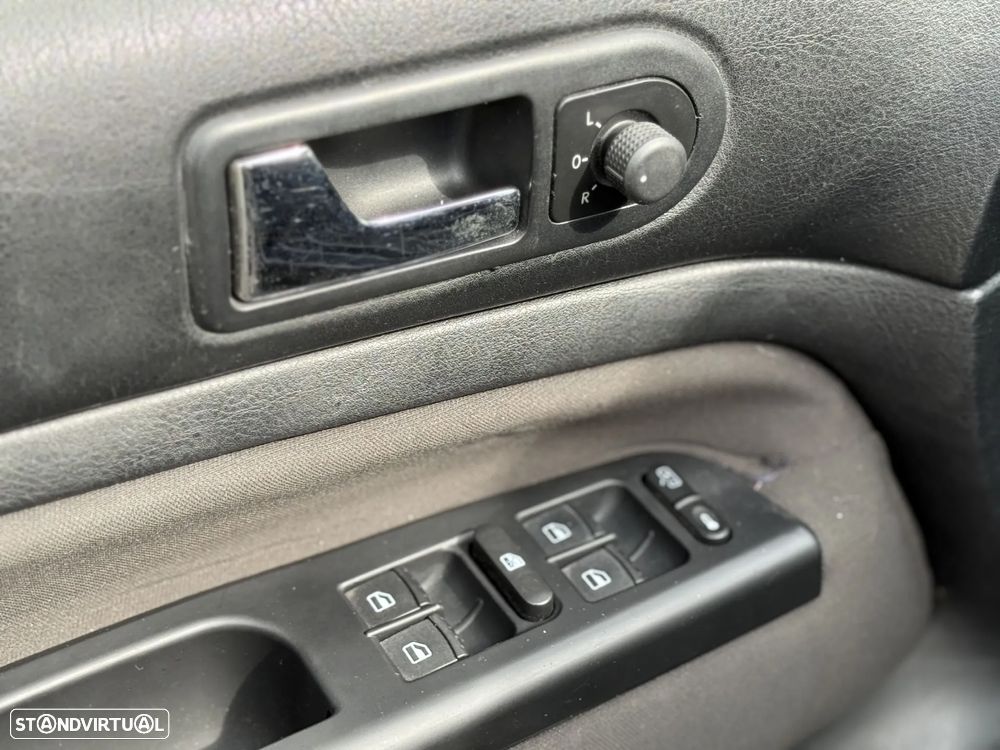 VW Golf 1.9 TDi Sport Generation - 14