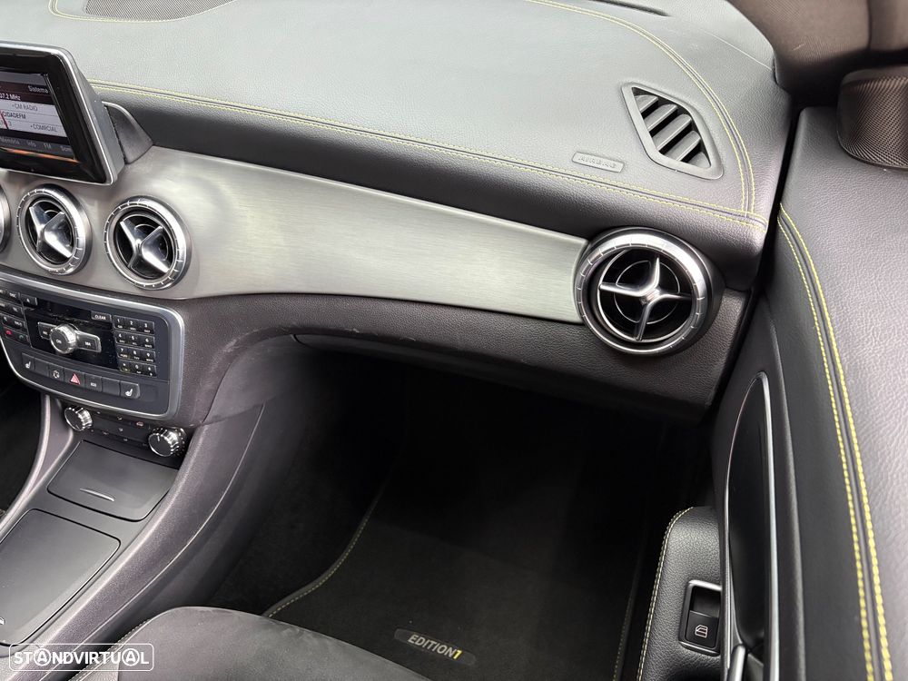 Mercedes-Benz CLA 220 CDI 7G-DCT AMG Line - 43