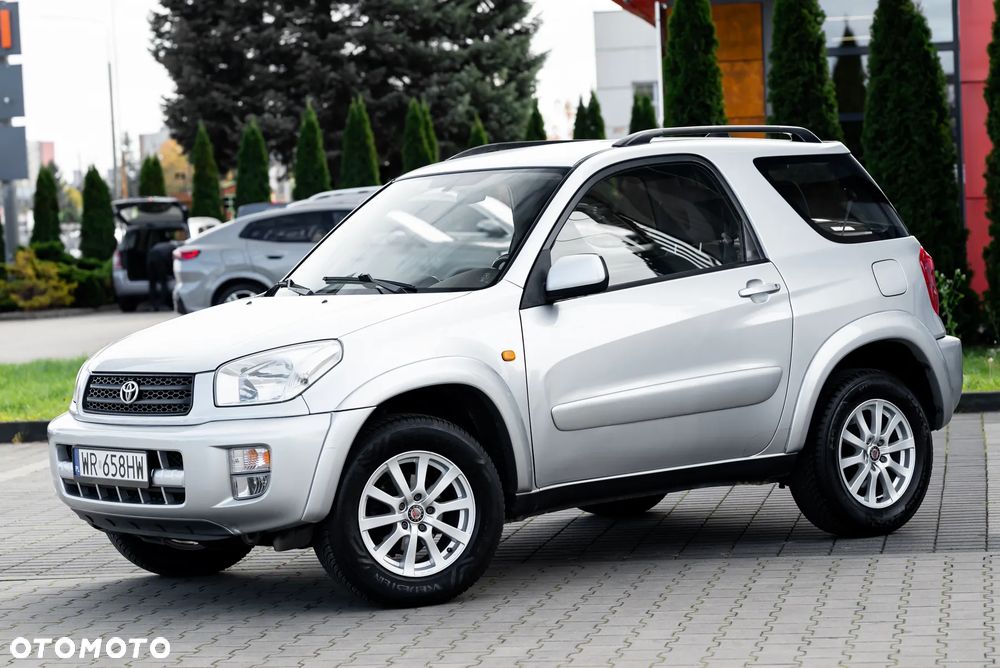 Toyota RAV4 4x4 Edition - 32