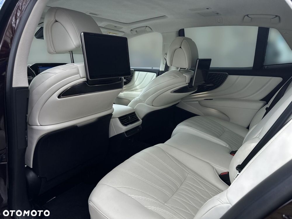 Lexus LS 500h Omotenashi AWD - 12