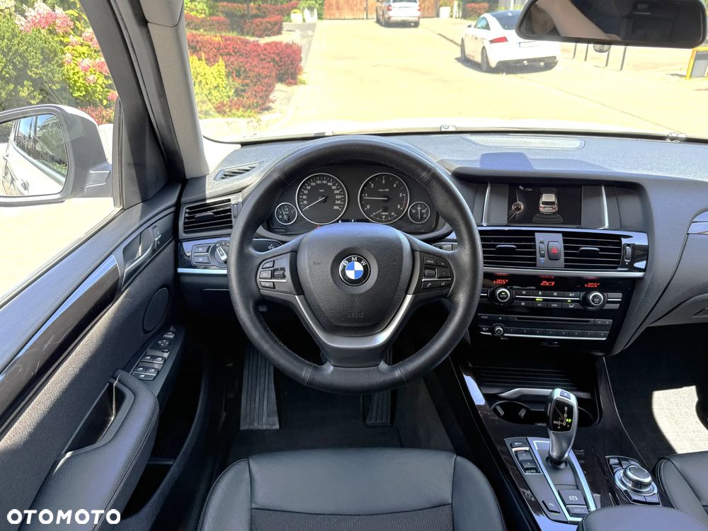 BMW X3 sDrive18d xLine - 9