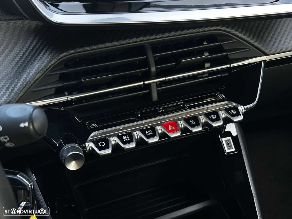 Peugeot 2008 1.2 PureTech Active Pack - 13