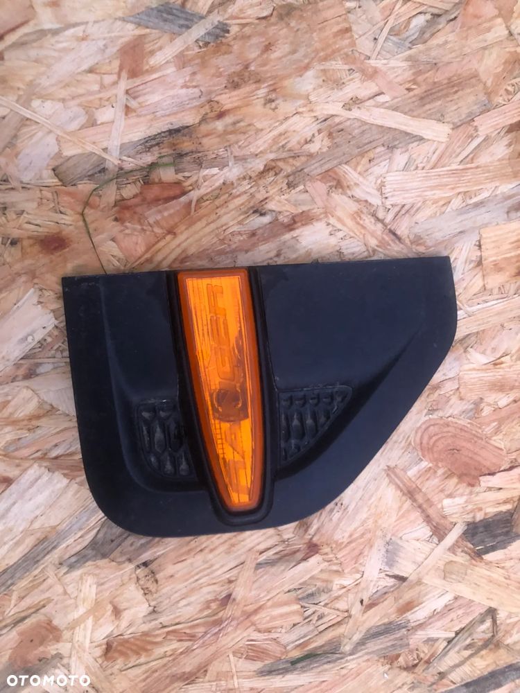 Ford Ranger 10- listwa kratka błotnika UD2D50920 EPG27026 - 1