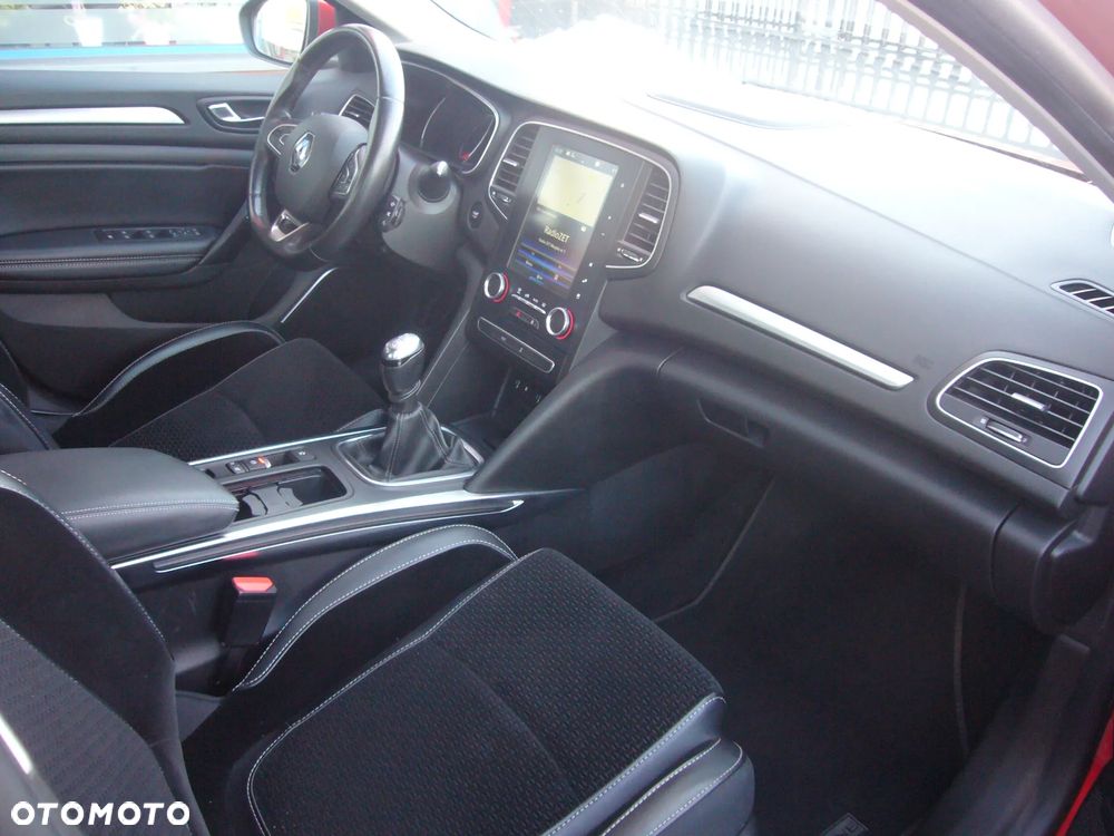 Renault Megane 1.2 Energy TCe Limited - 18