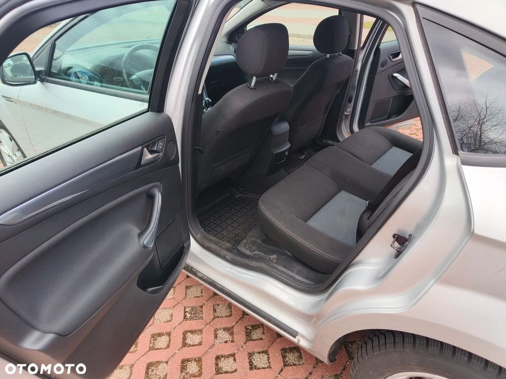 Ford Mondeo 2.0 TDCi Trend - 17