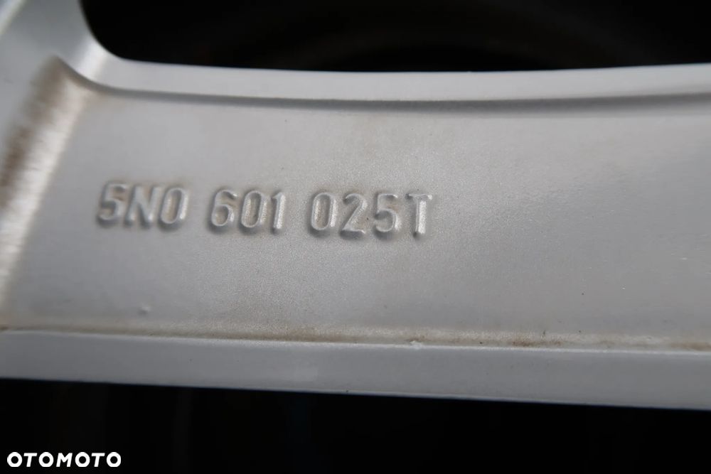 005 Felga VW Tiguan 5N0601025T 9x19et33 - 9