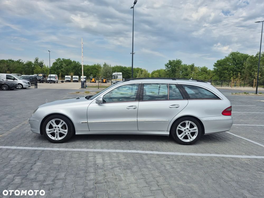 Mercedes-Benz Klasa E 320 CDI 7G-TRONIC Avantgarde - 2