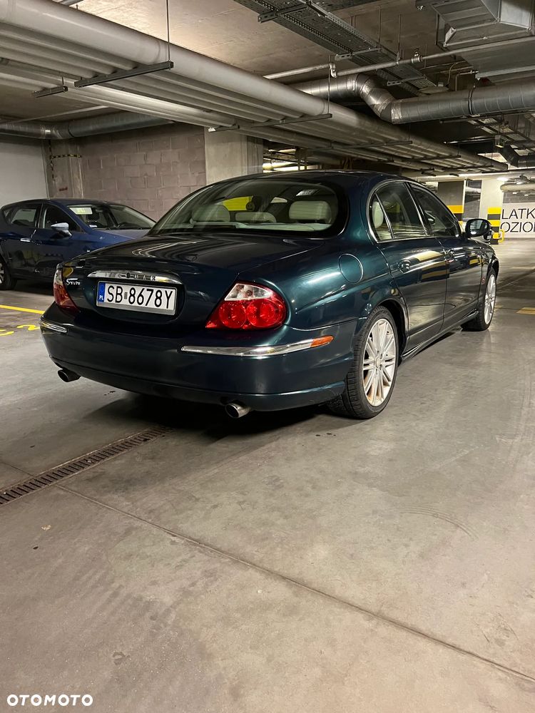 Jaguar S-Type 2.5 V6 Executive - 4