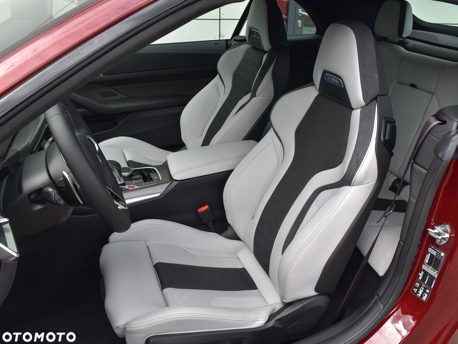 BMW M4 Competition M xDrive - 14