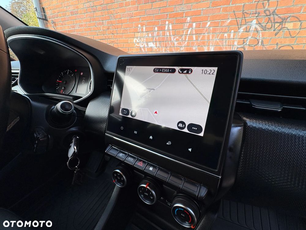 Renault Clio - 28