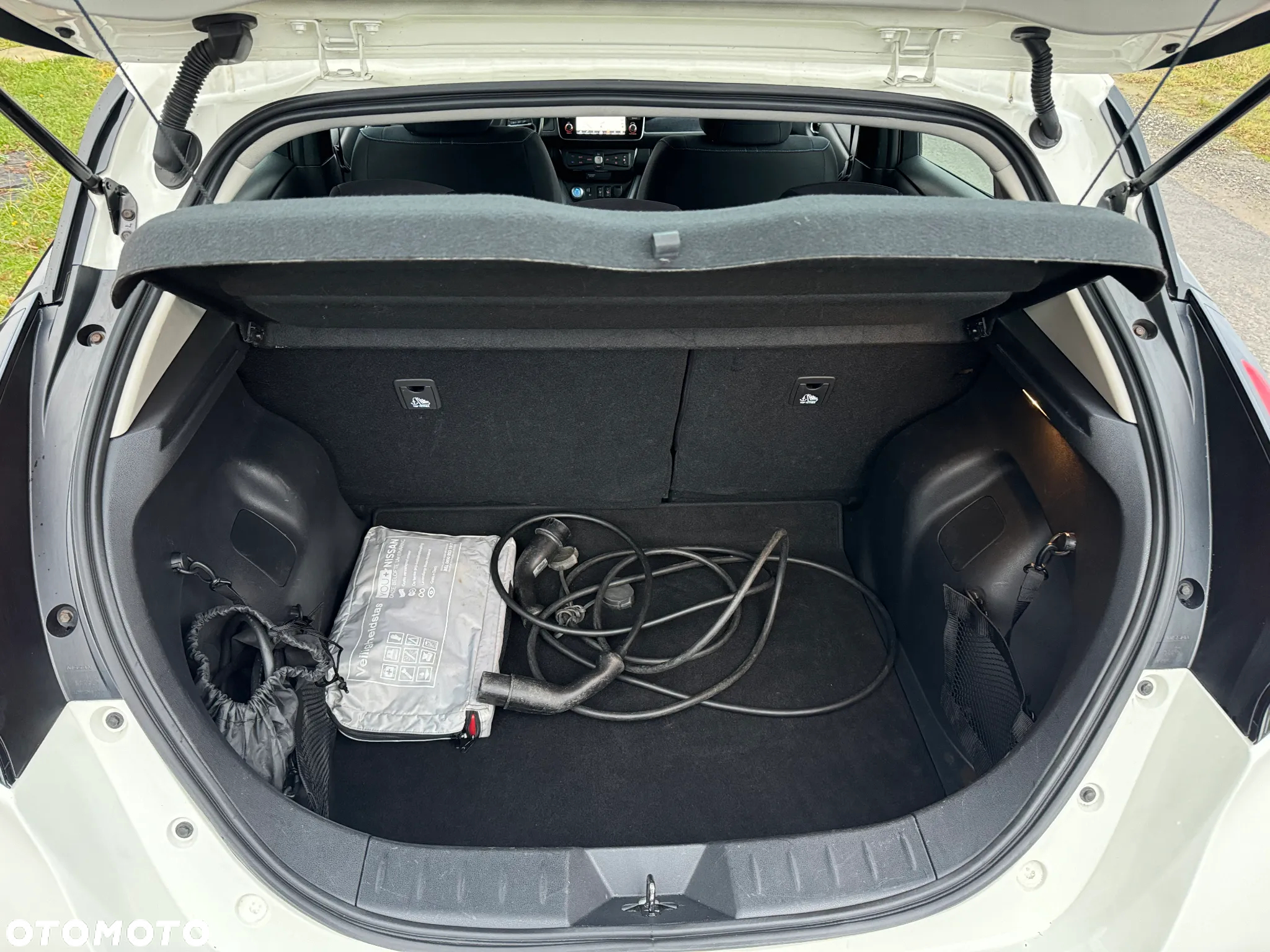 Nissan Leaf 40 kWh N-Connecta - 38