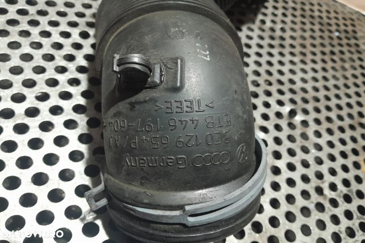 Furtun admisie 3C0129654P / AJ 3C0129654P / AJ Volkswagen VW Passat B - 3