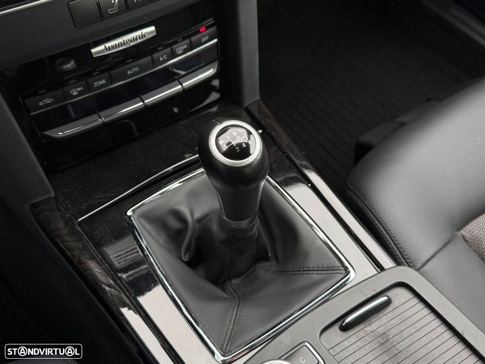 Mercedes-Benz E 250 CDi Avantgarde BlueEfficiency - 13