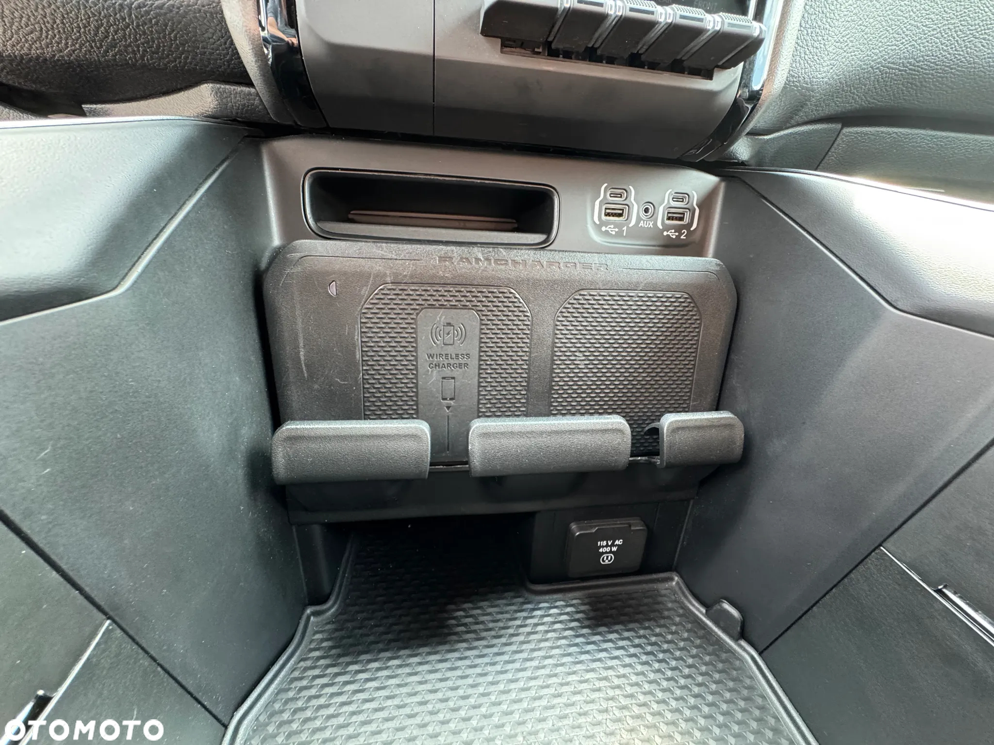 RAM 1500 Crew Cab Laramie - 31