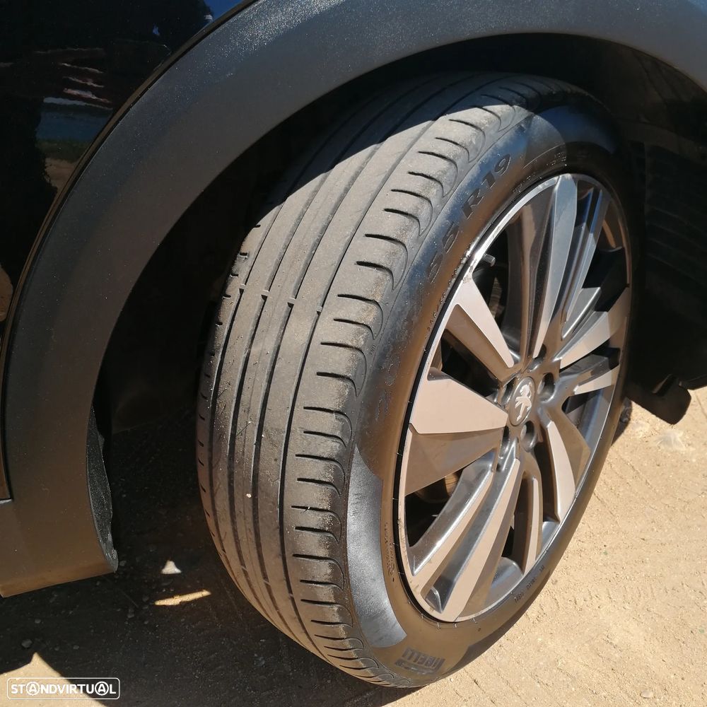 Peugeot 5008 BlueHDI 130 EAT8 GT - 18