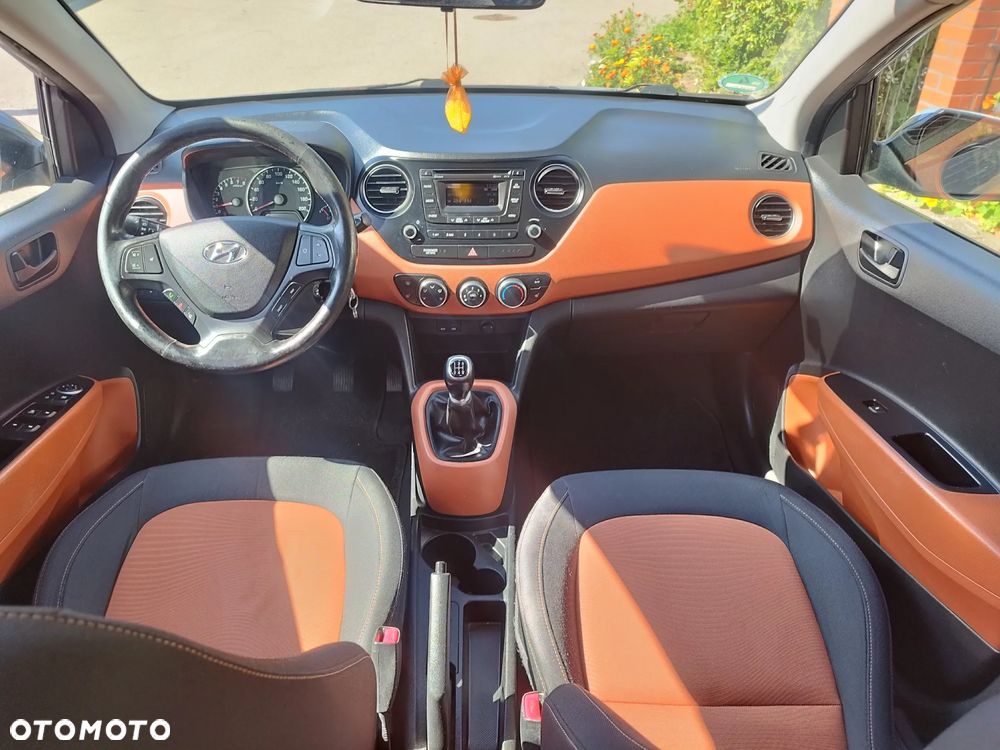Hyundai i10 - 24
