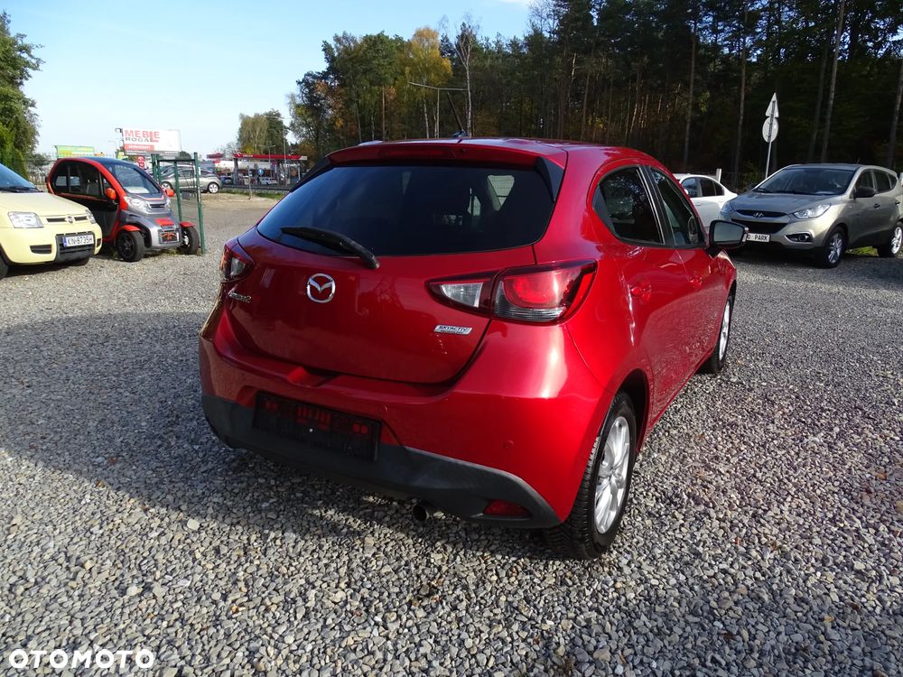 Mazda 2 2015