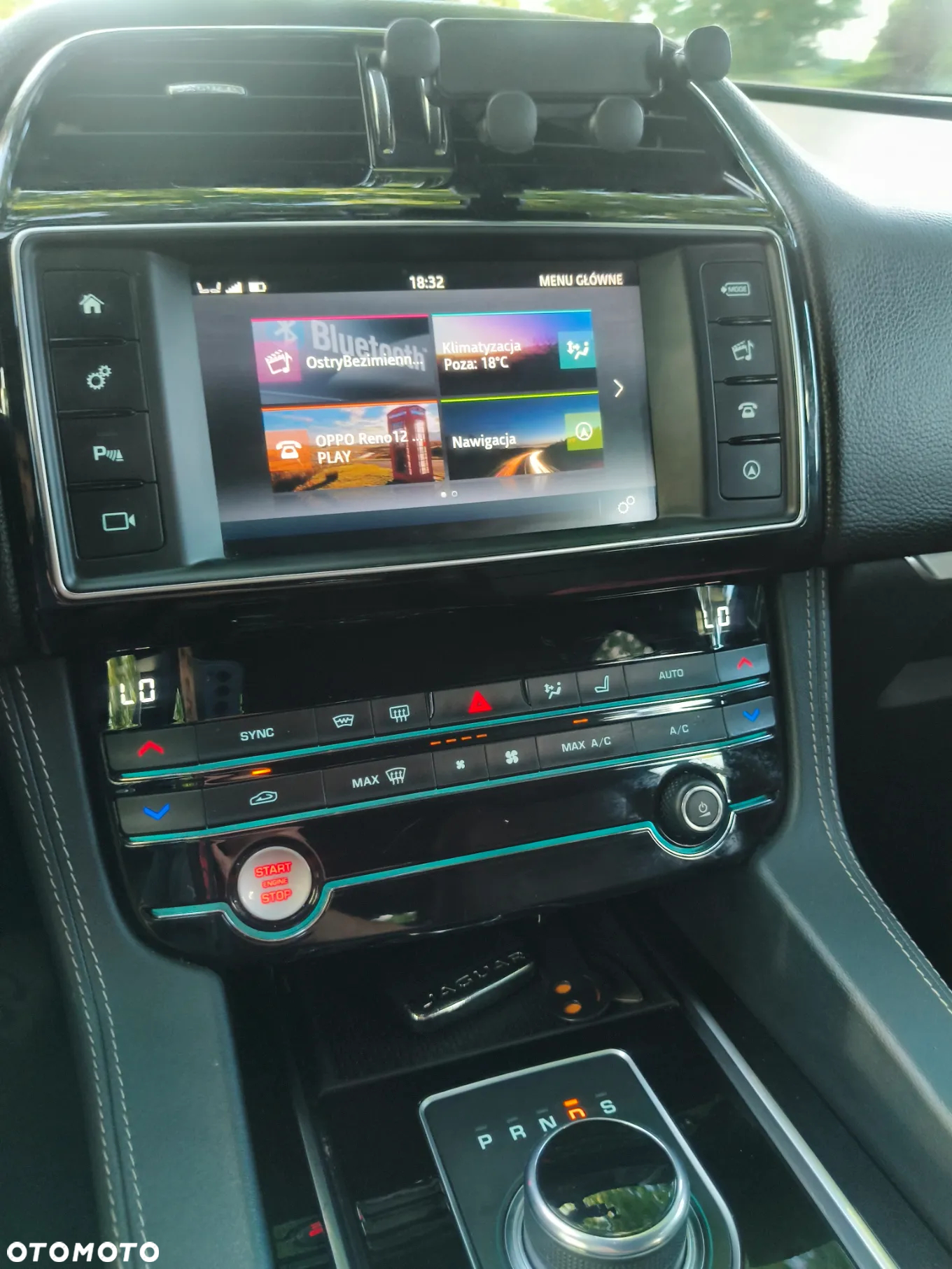 Jaguar F-Pace 2.0 i4D AWD Prestige - 33