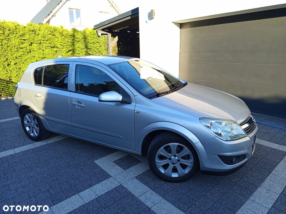 Opel Astra 1.4 Club - 15