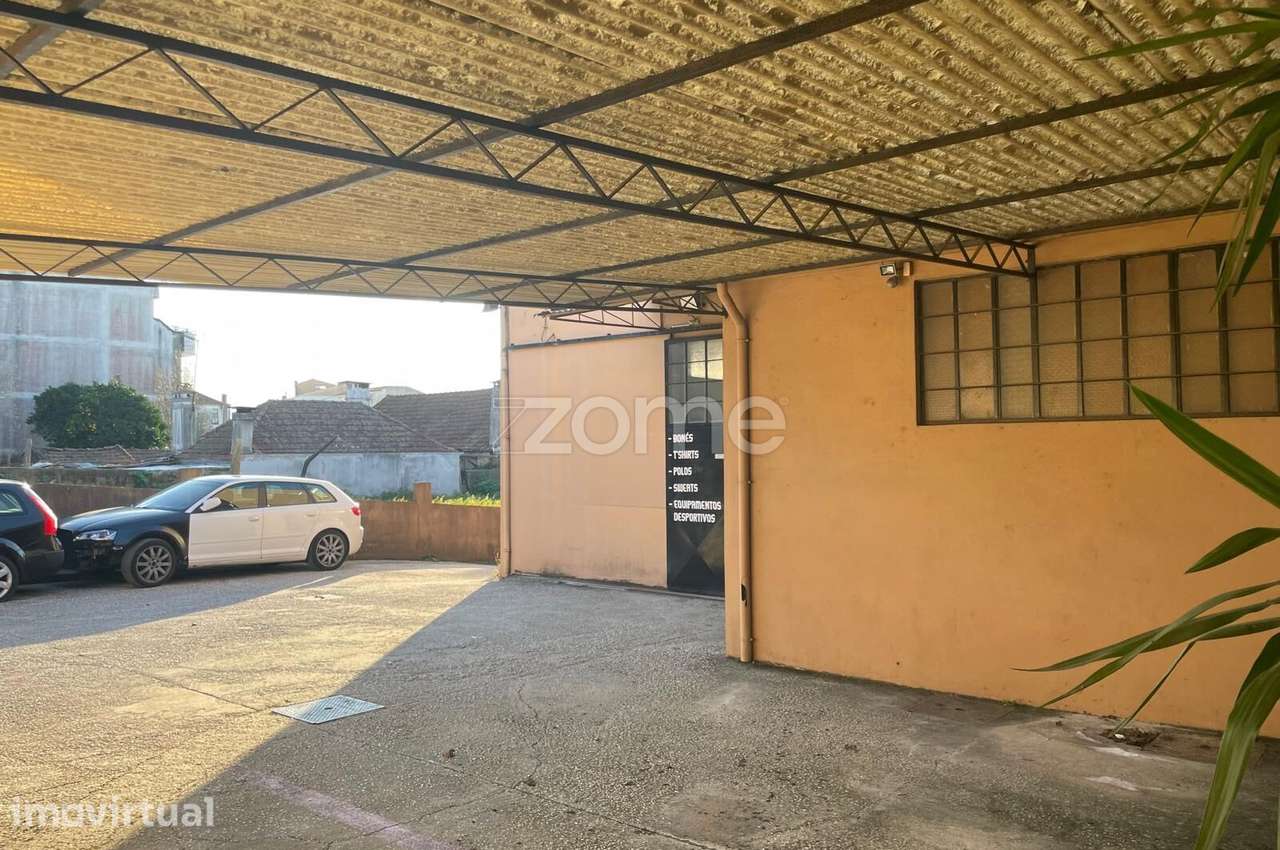 Armazém com Potencial Construtivo em Zona ARU – Oliveira de Azeméis... - Grande imagem: 5/21