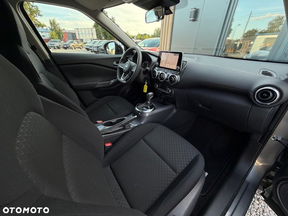 Nissan Juke 1.0 DIG-T N-Connecta DCT - 24