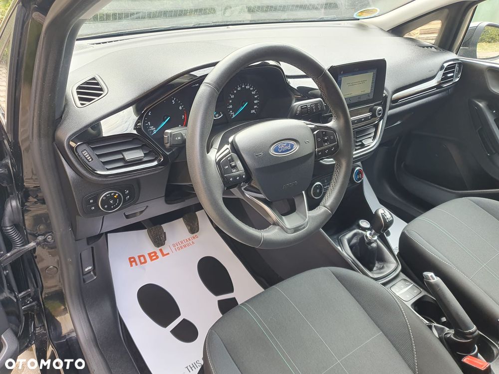Ford Fiesta 1.0 EcoBoost S&S TITANIUM - 8