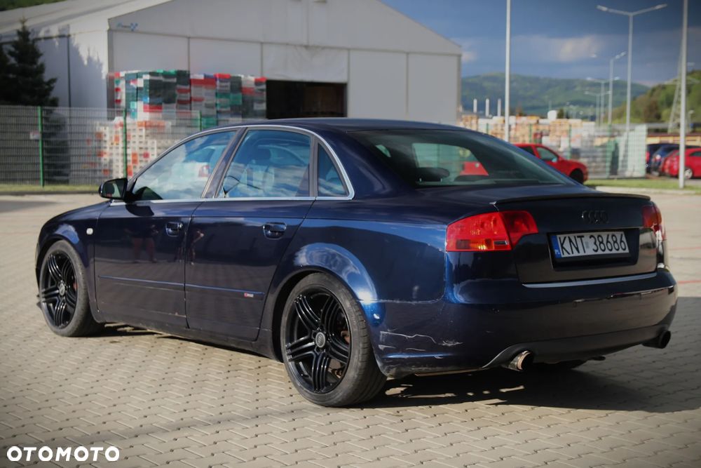 Audi A4 Avant - 4