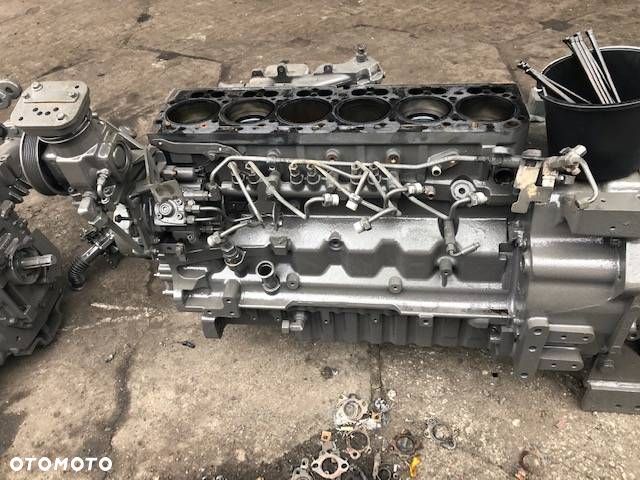 John Deere [R530904] - Blok Cylindrów - 2