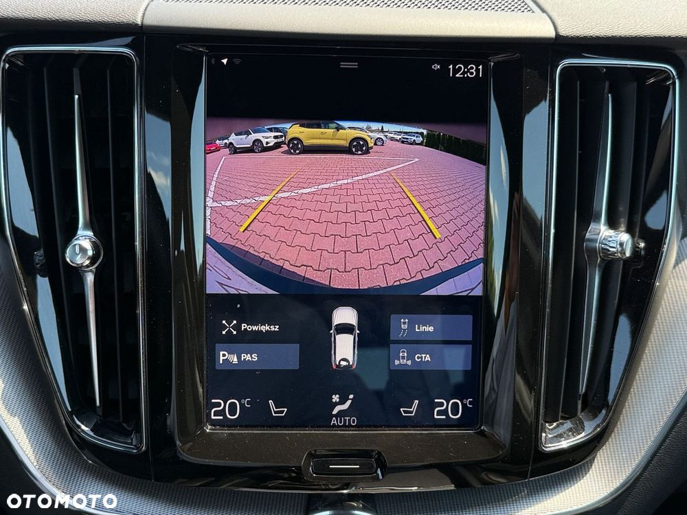 Volvo XC 60 D4 SCR R-Design - 27