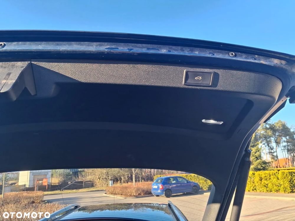 Skoda Superb 2.0 TSI Ambition DSG - 18