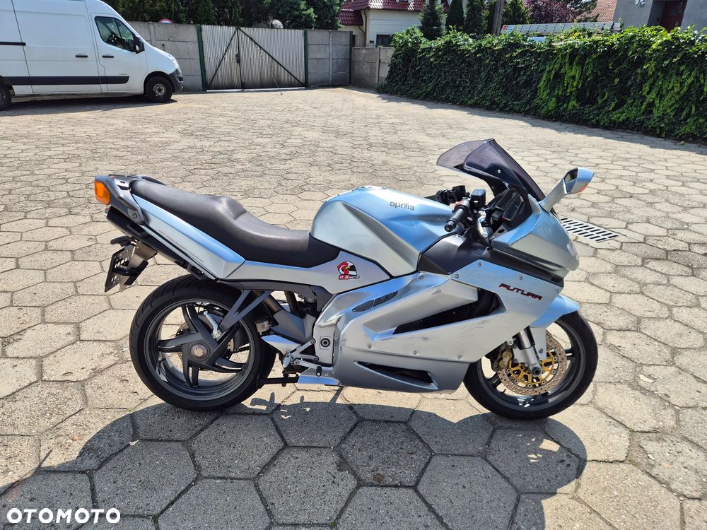 Aprilia RST - 4