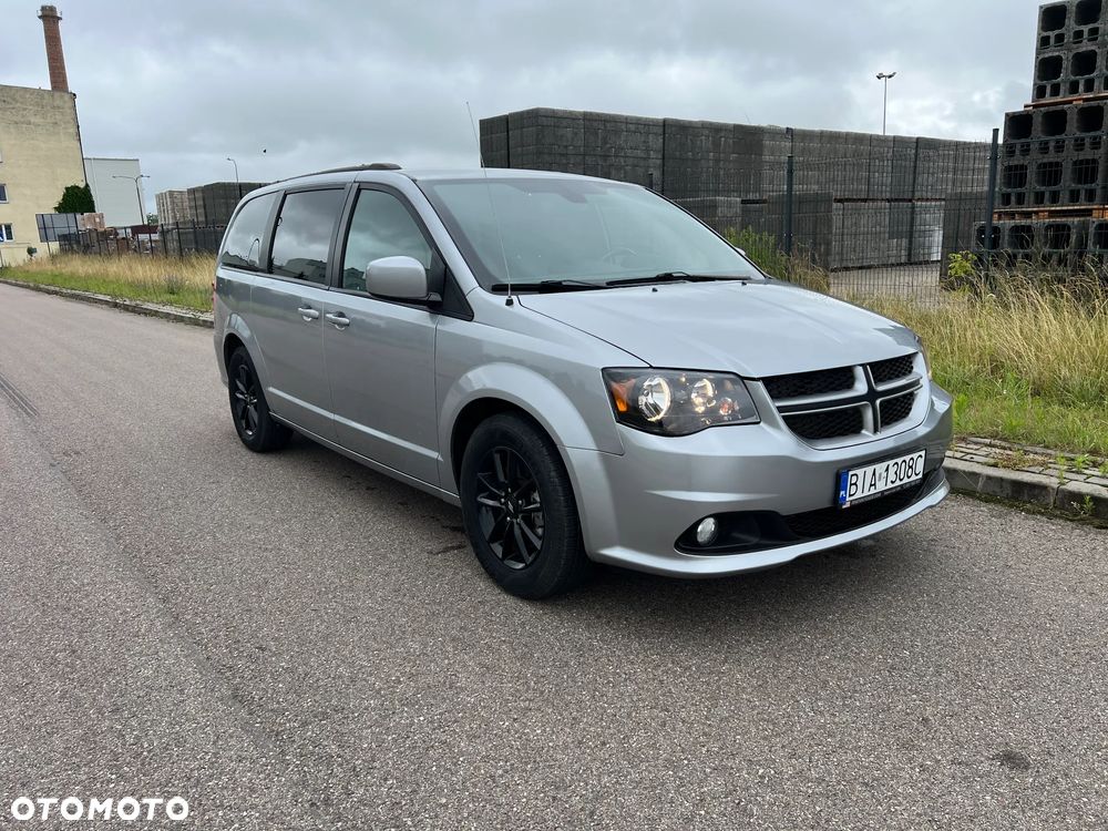 Dodge Grand Caravan - 1