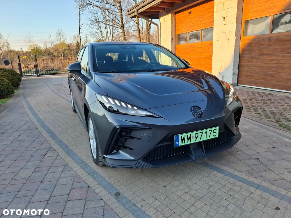 MG 4 Luxury 49 kWh - 37