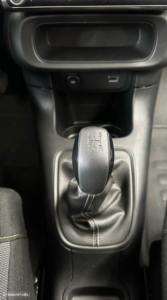 Citroën C3 1.2 PureTech C-Series - 13