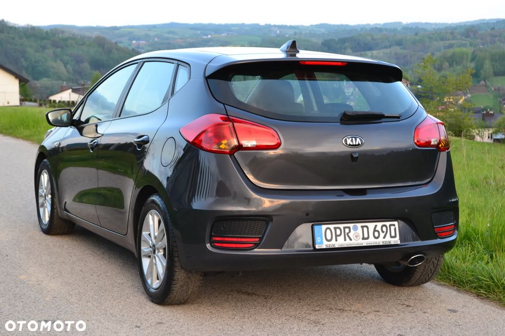 Kia Ceed 1.6 GDI Edition 7 - 18