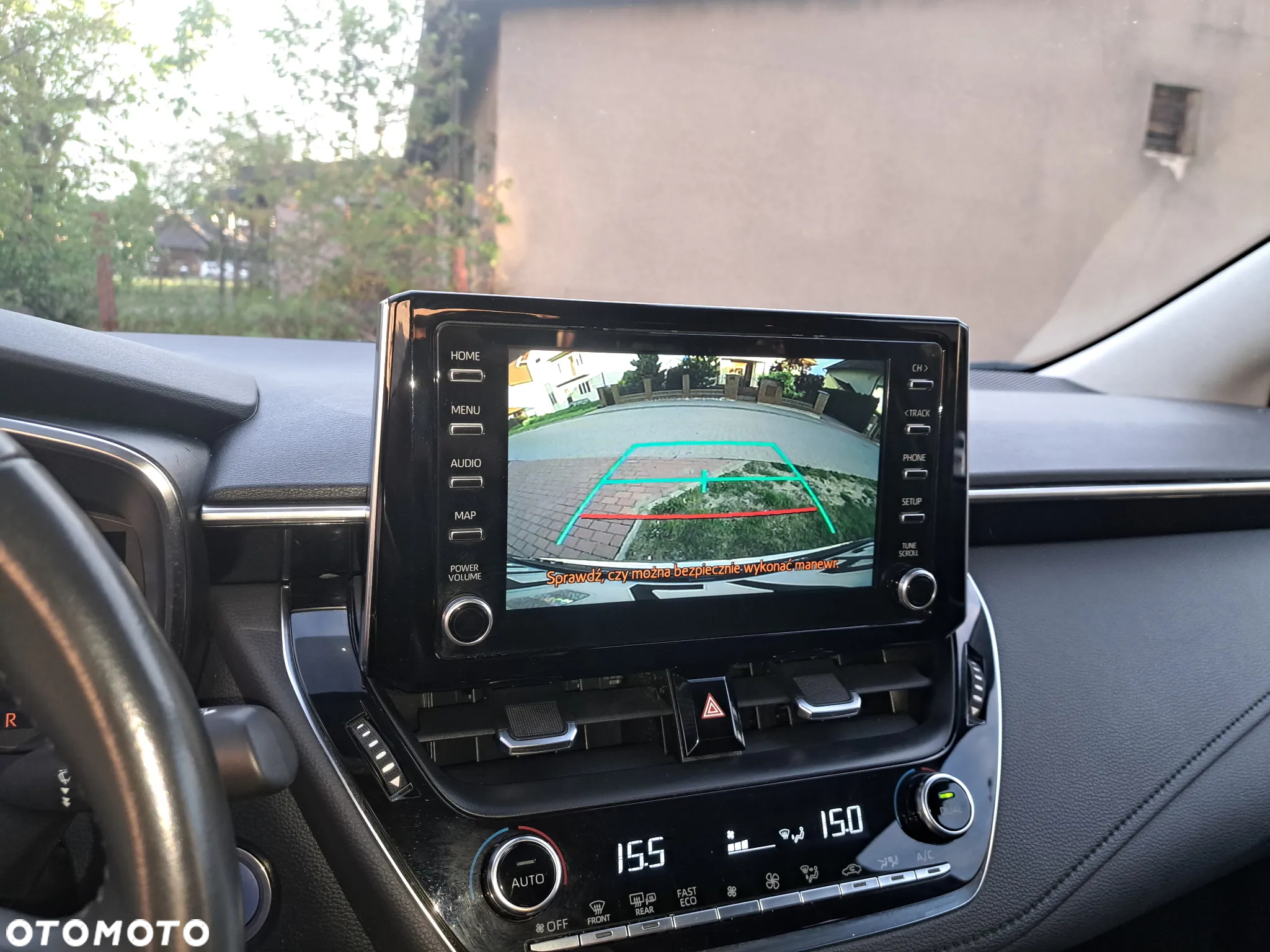 Toyota Corolla 1.8 Hybrid Comfort - 14