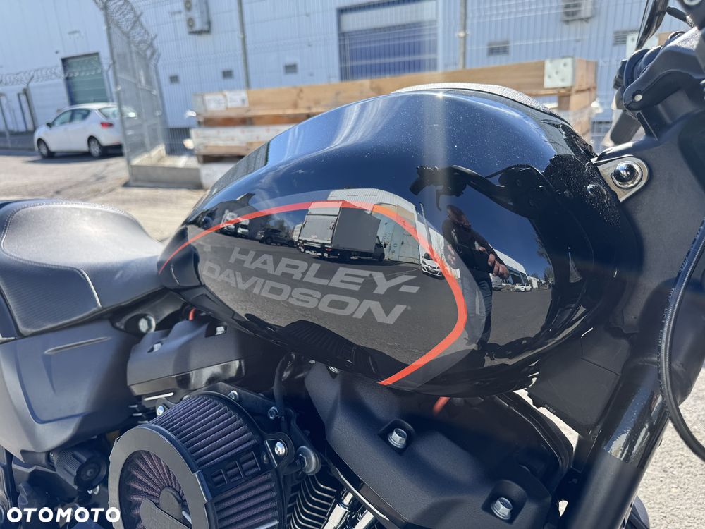 Harley-Davidson Softail FXDR - 3