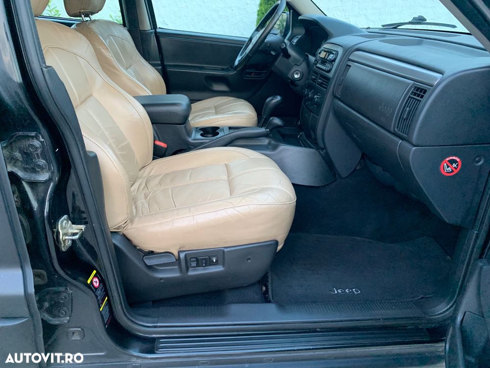 Jeep Grand Cherokee - 14