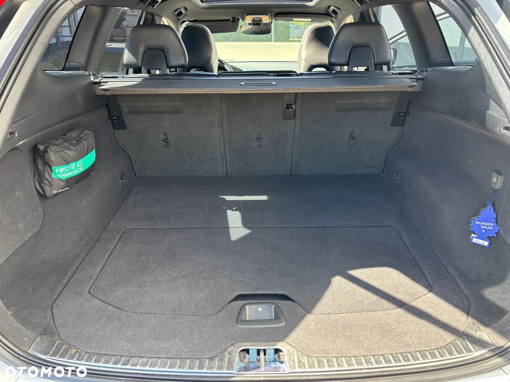 Volvo XC 60 - 21