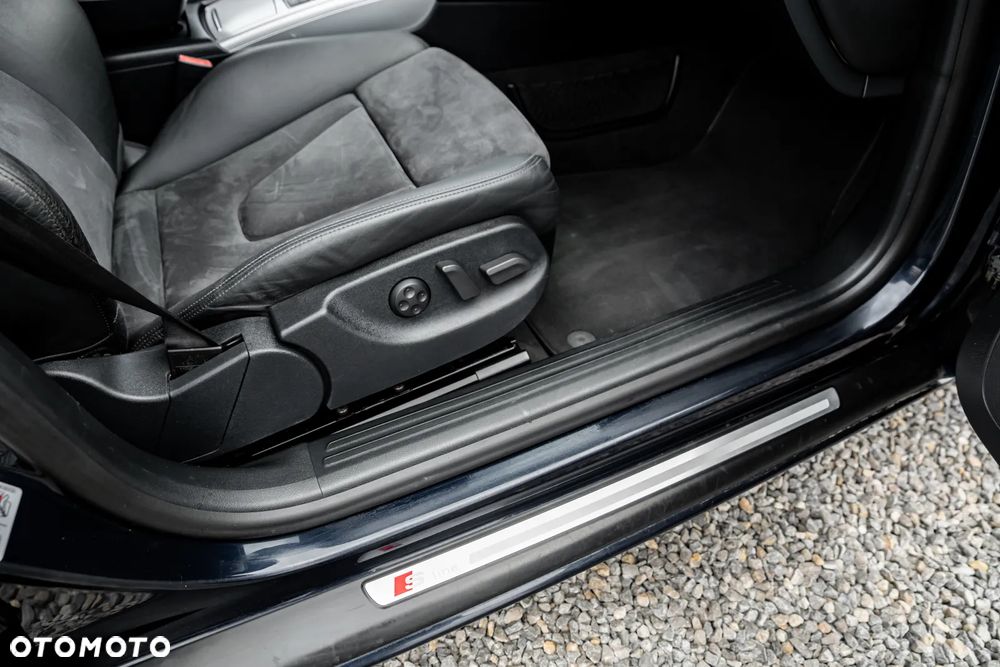 Audi A6 Avant 3.0 TDI DPF quattro tiptronic - 26
