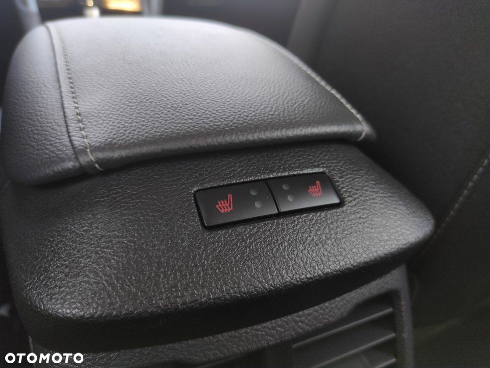 Ford Mondeo - 16