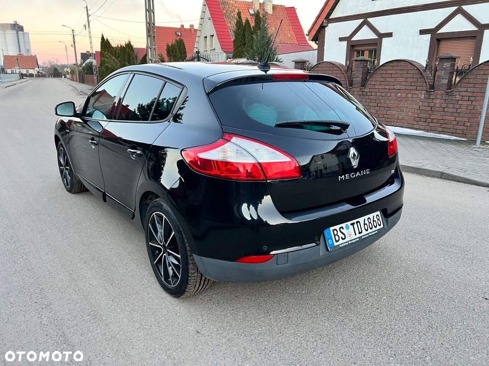 Renault Megane ENERGY TCe 115 Start & Stop Bose Edition - 24
